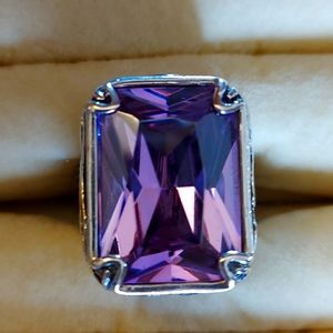 Silpada Lilac dinner ring